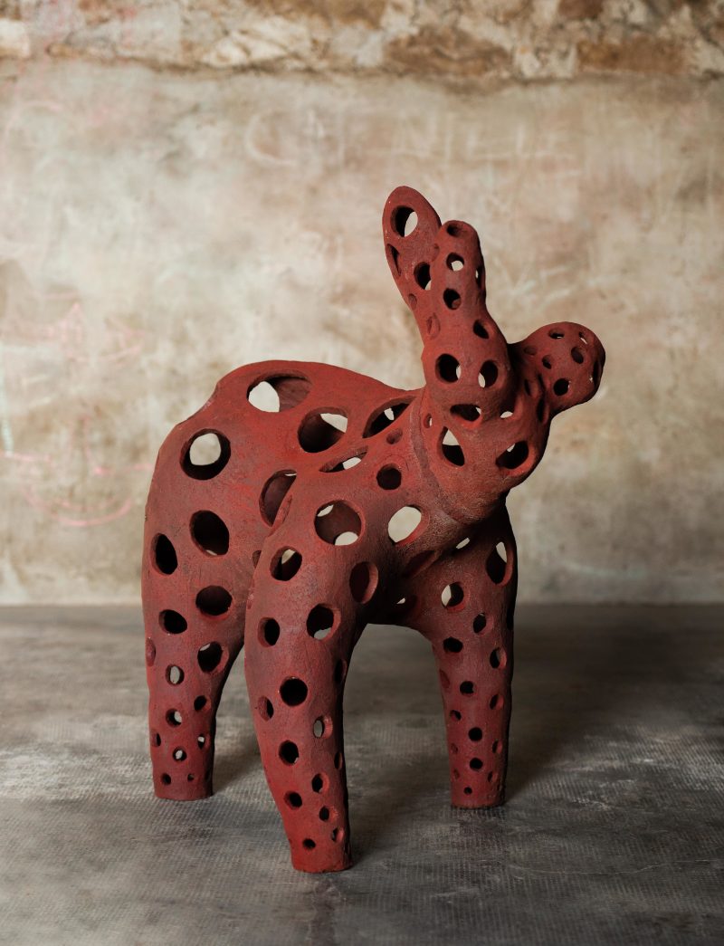 "Canidé" sculpture