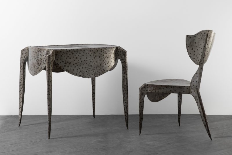 "Paris" desk and chair