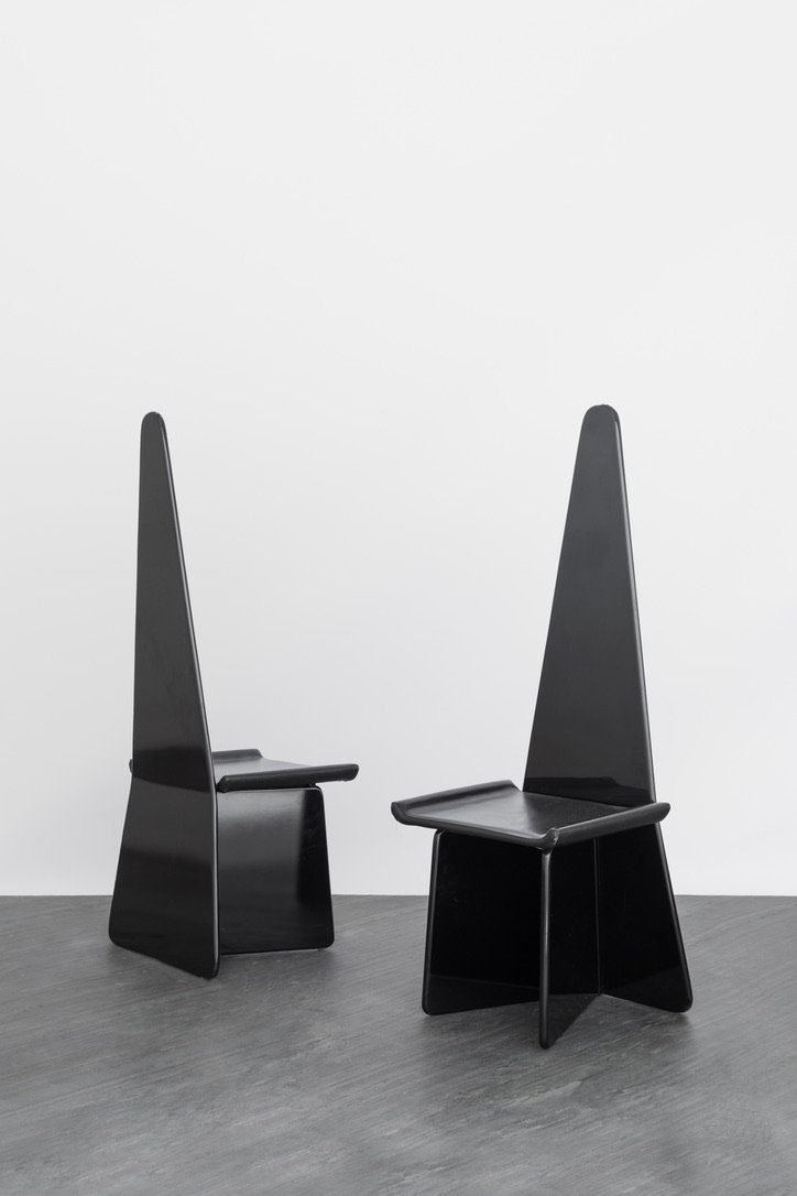 Set of 6 sculptural chairs
