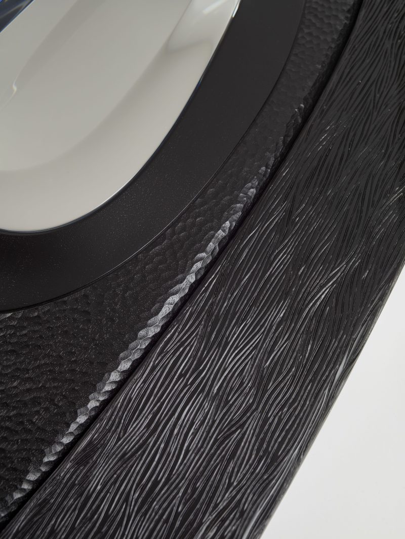 "Utu" mirror