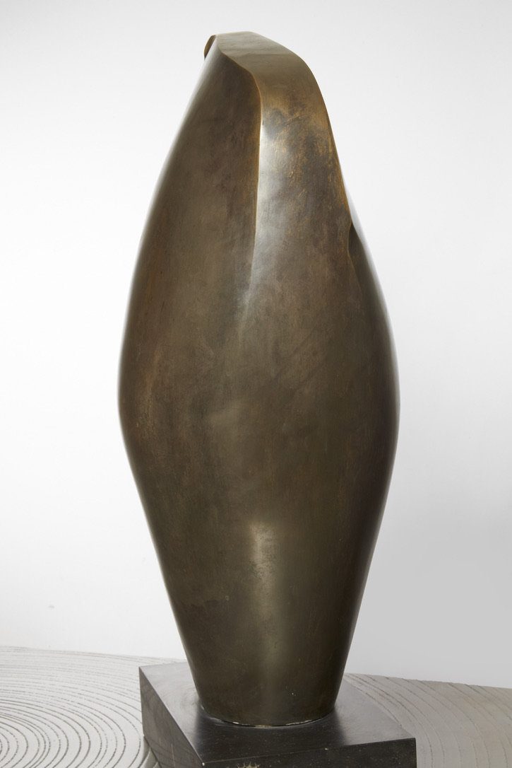"Le Chevalier" sculpture