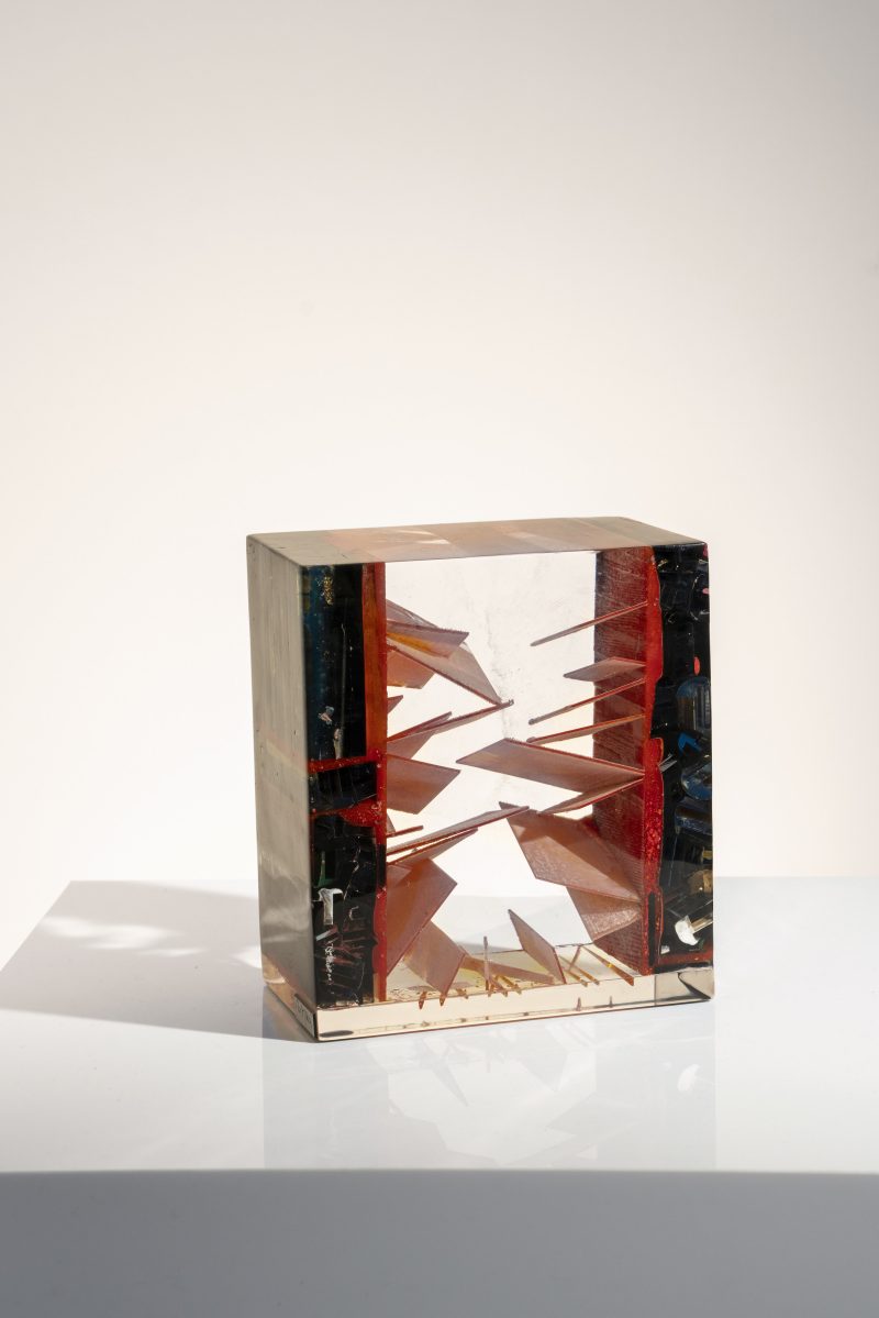 "Cube Rouge"