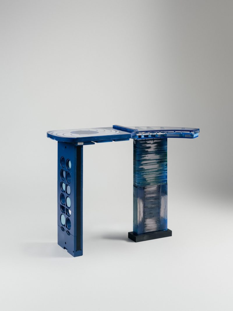 "Flor y Mar" console
