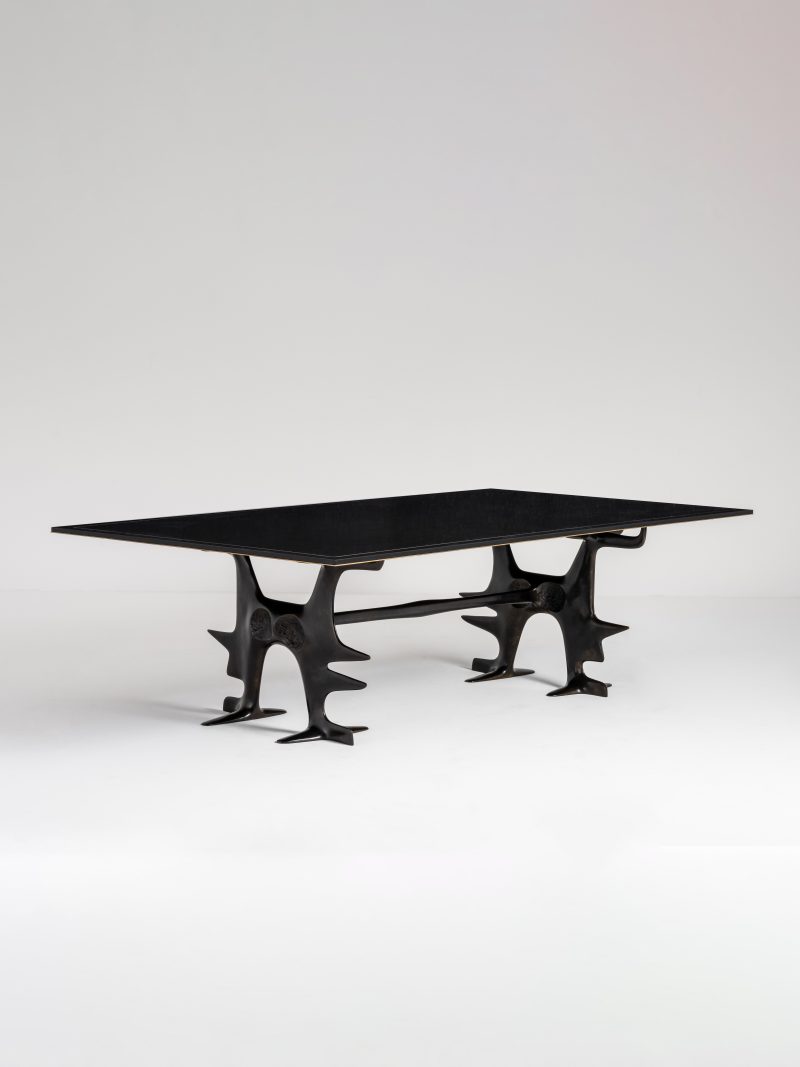 "Araignée" table
