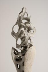 "L'Entrelacs Éclos" sculpture