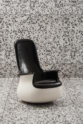 "Culbuto" chair