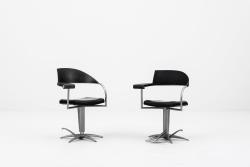 “Techno” pair of barber chairs
